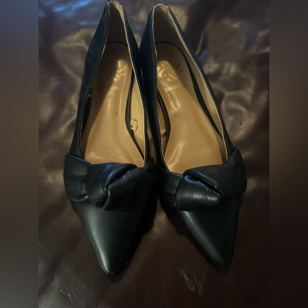 Sam and Libby- size 7.5